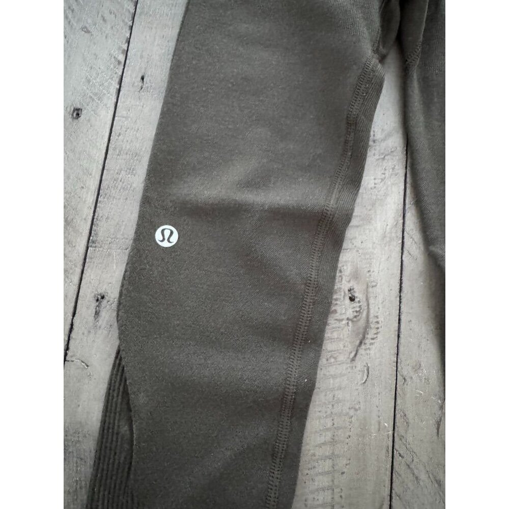 NWOT Lululemon Seamless Training High-Rise Tight Leggings Olive Green 4 - Picture 4 of 4